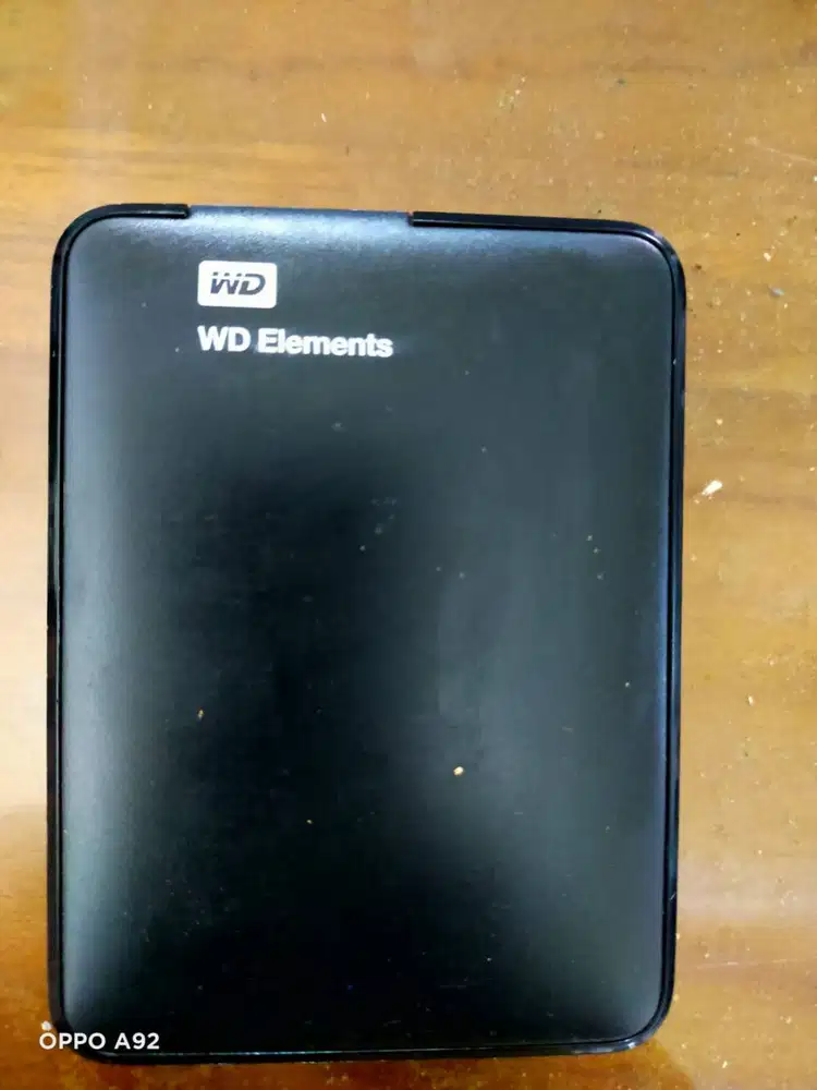 Dijual Cepat Harddisk Eksternal 1 Tb WD Element (fullset)