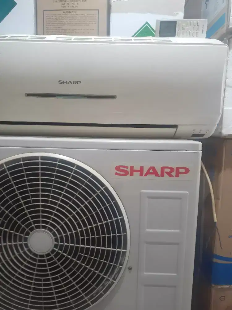 AC Sharp 1/2 PK Gratis Freon+Pasang