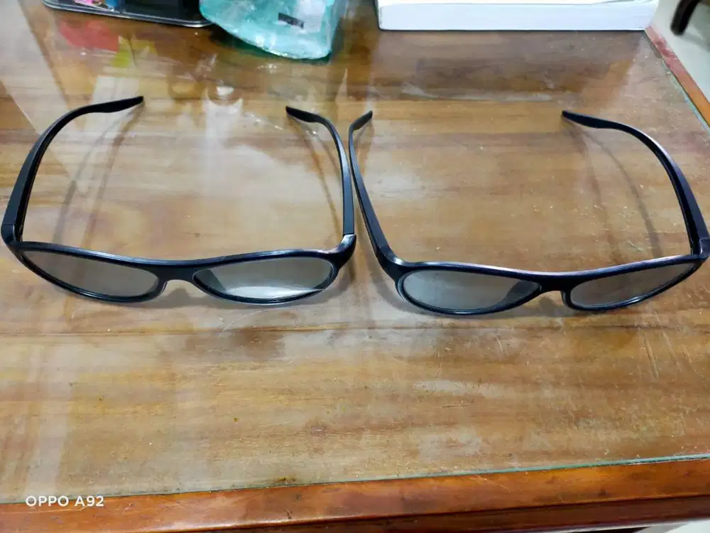 Jual Cepat Kacamata 3 D (dimensi) LG Cinema sepasang 2 pis
