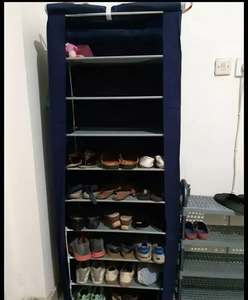 Lemari rak sepatu anti debu portable