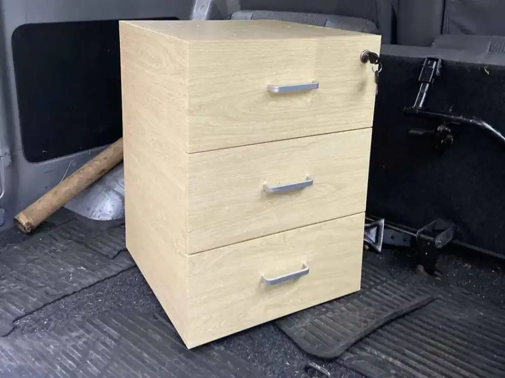 Drawer laci 3 susun minimalis