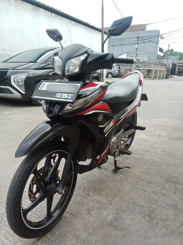 Dijual Yamaha Jupiter Z1 thn 2014 mulus komplit pajak panjang