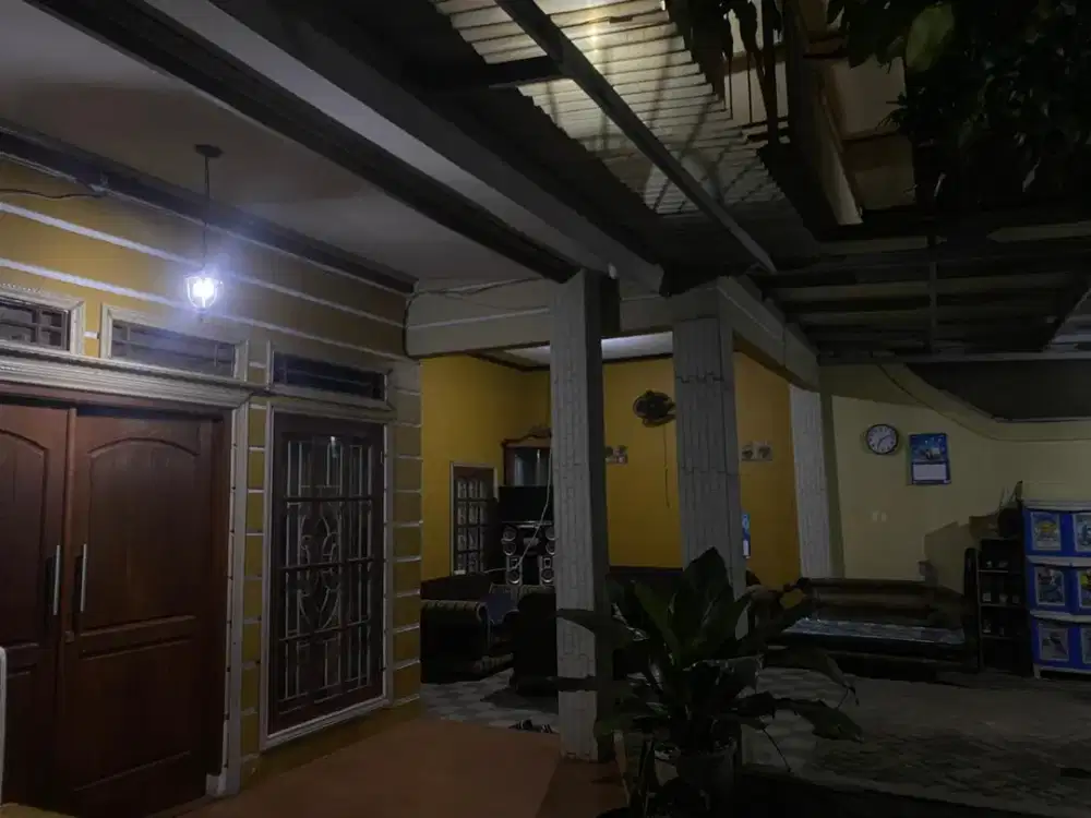 Rumah villa di dekat stasiun bojonggede