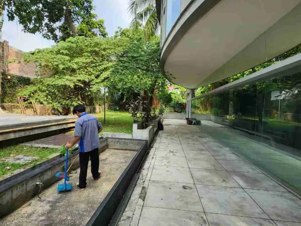 Kemang Pinggir Jalan Utama dkt MCD Harga bawah  Njop