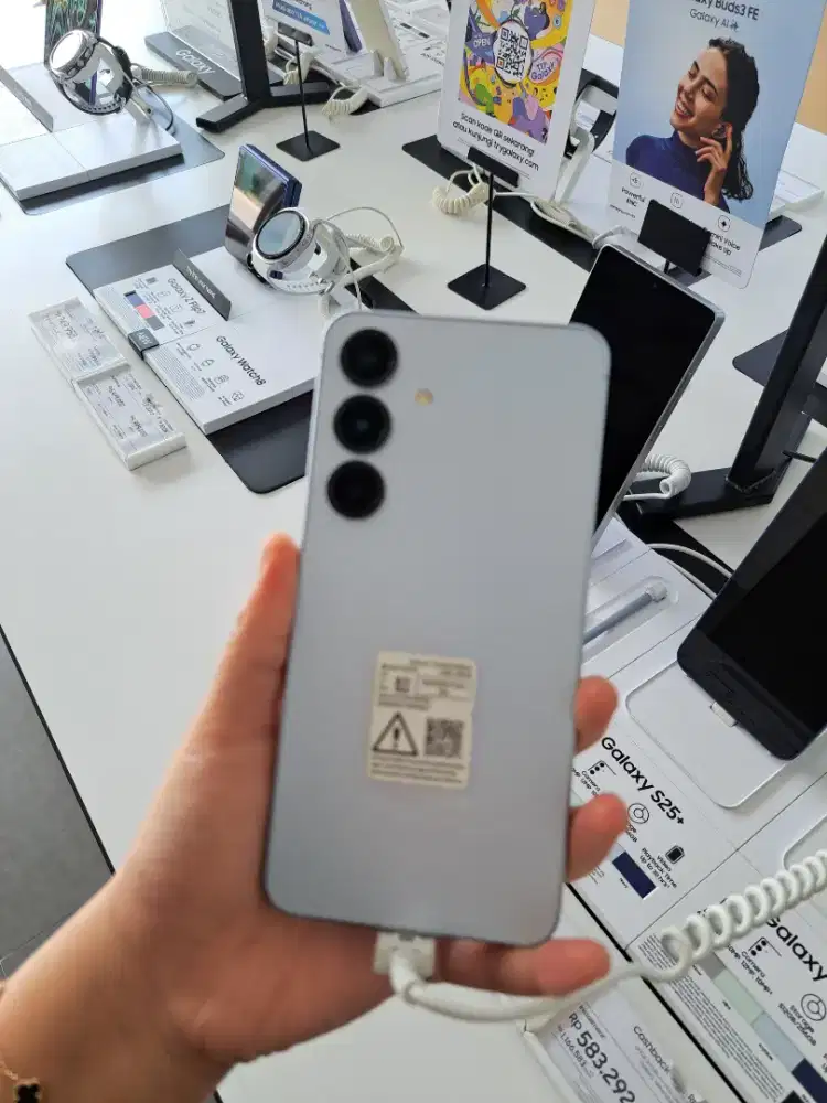 CICILAN TANPA DP, SYARAT KTP AJA, TUKAR TAMBAH BISA, SAMSUNG S25 8/256