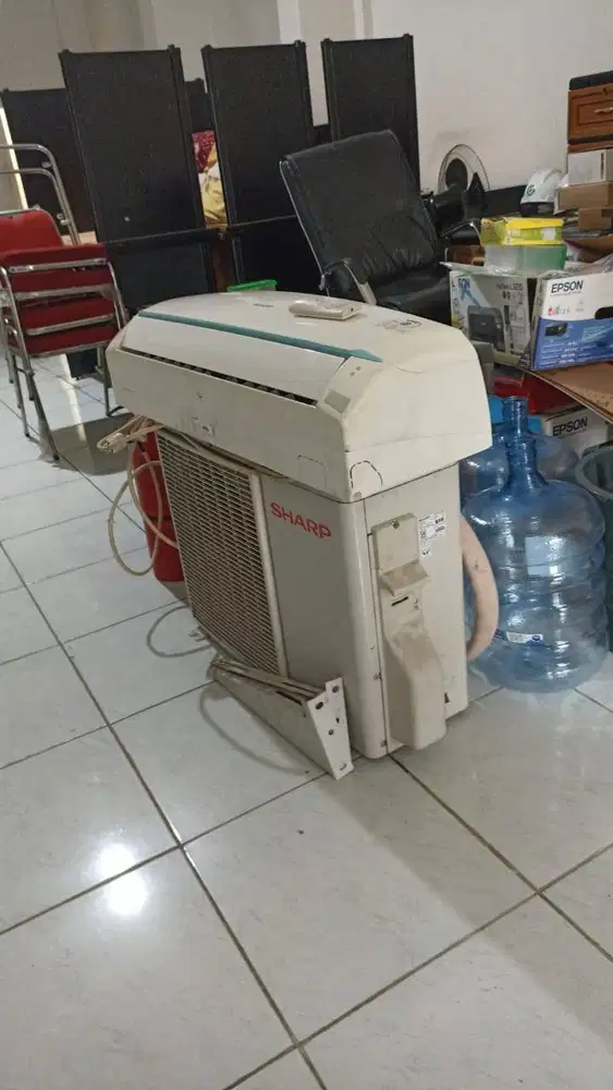 Sharp 1.5 PK pemakaian 1th kurang