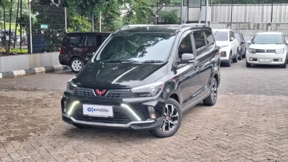 Kredit Aman Terpercaya Wuling Confero S 1.5 C Lux Bensin-MT 2022 FKE