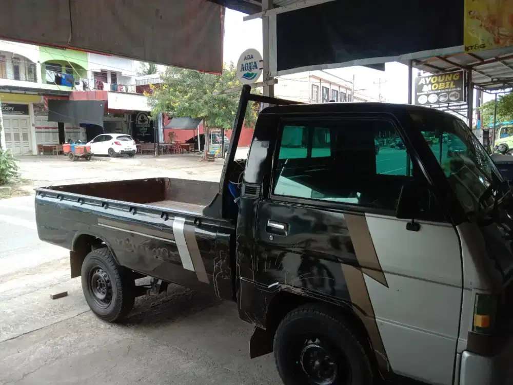 Jasa angkutan barang L300.pikc up