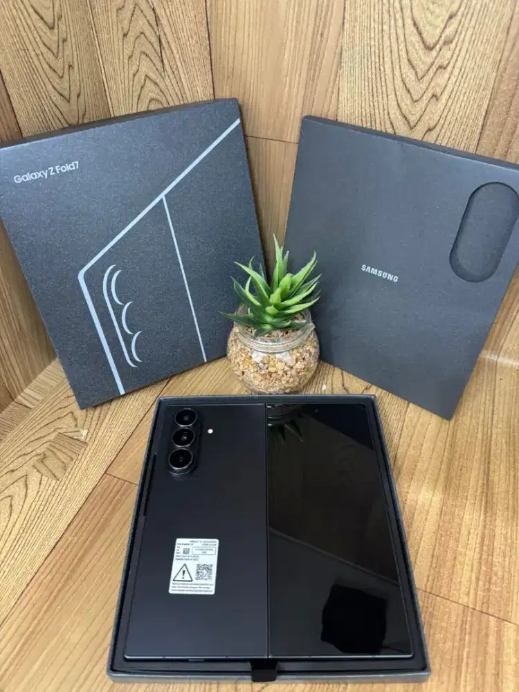 Samsung Z Fold 7 12/512gb