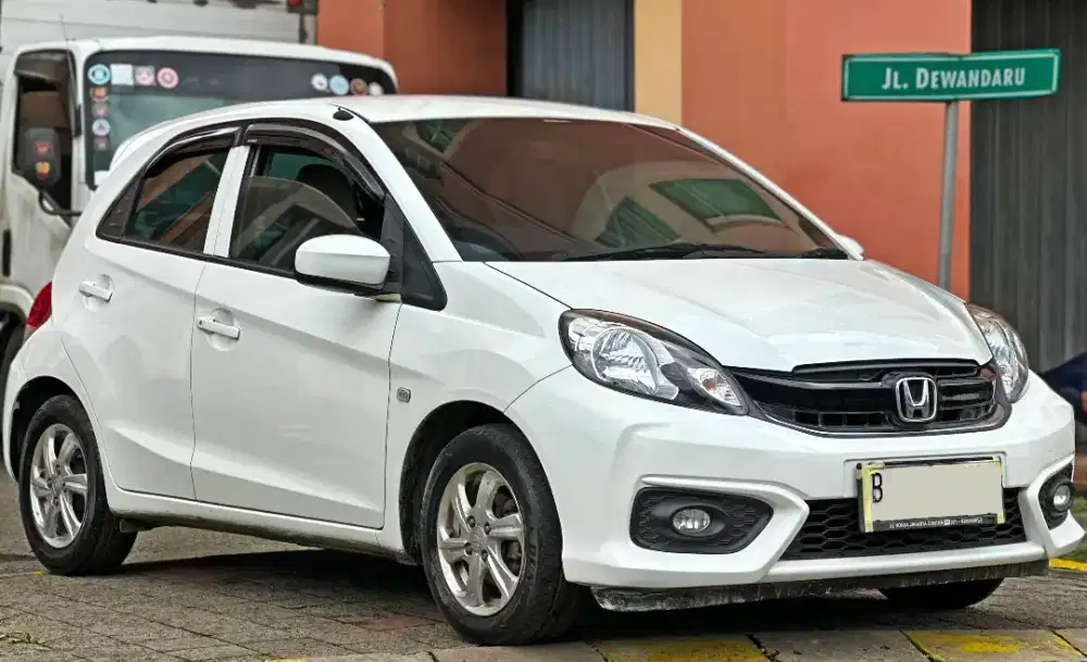 Dp 8jt KM 35rb Brio E 2017 MT manual honda 1.2 satya putih