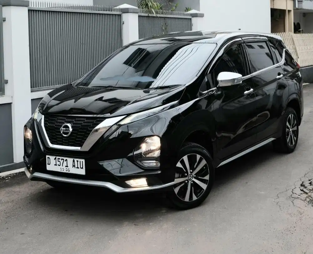 Low KM 54rb New LIVINA VL 1.5 AT 2019 RECORD NISSAN BANDUNG ISTIMEWA