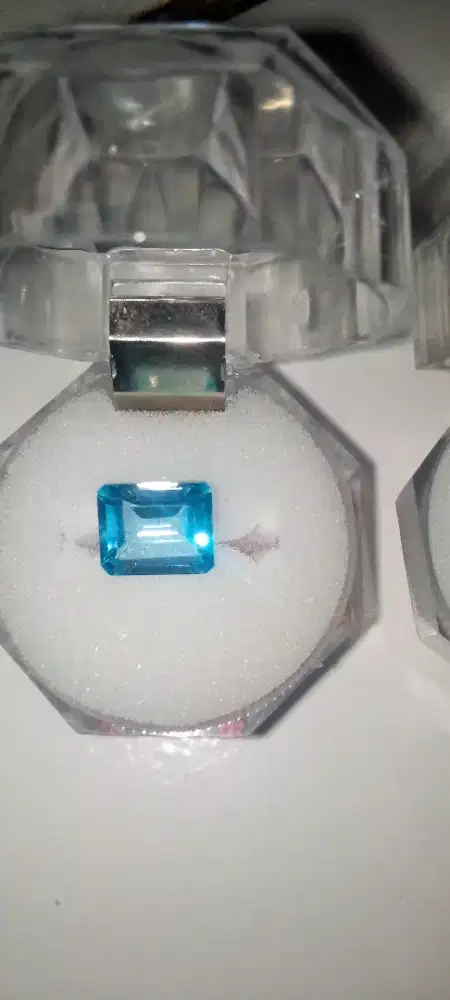 permata blue topaz swis