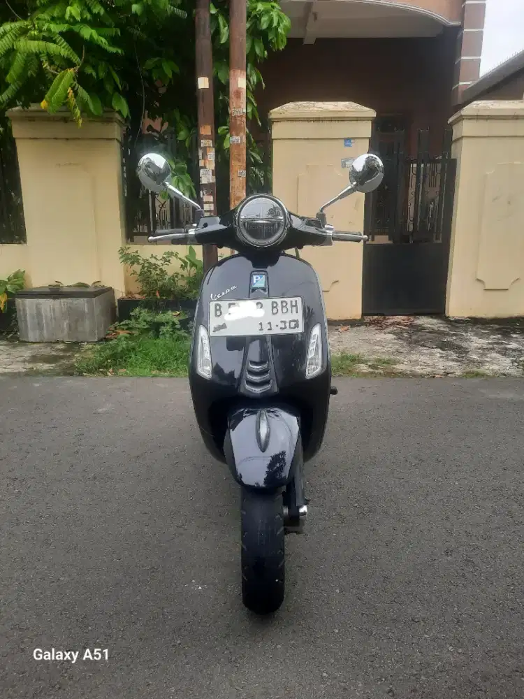 Di Jual Vespa Primavera IGET150ABS tahun 2020