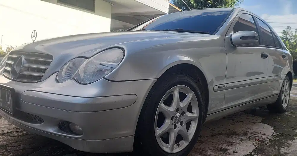Mercedes-Benz C180 2004 Bensin