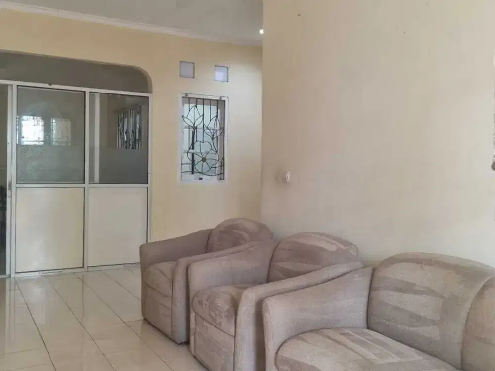 Disewakan Rumah 2 Lantai di Nusaloka Bsd Tangerang By Rumah Chinida