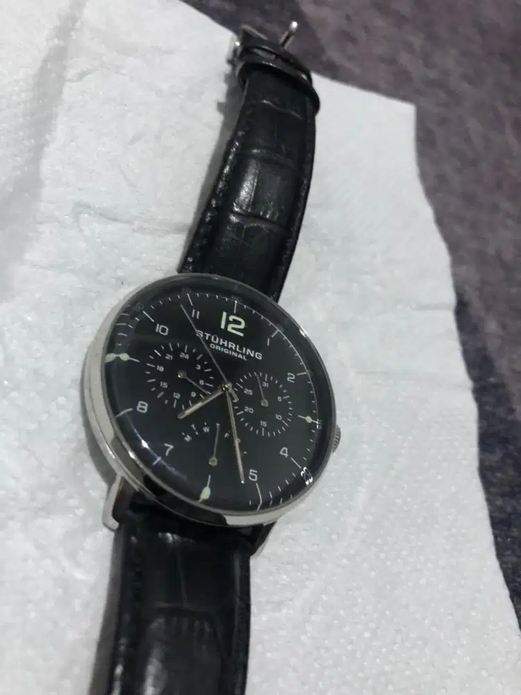 Jam tangan stuhrling original