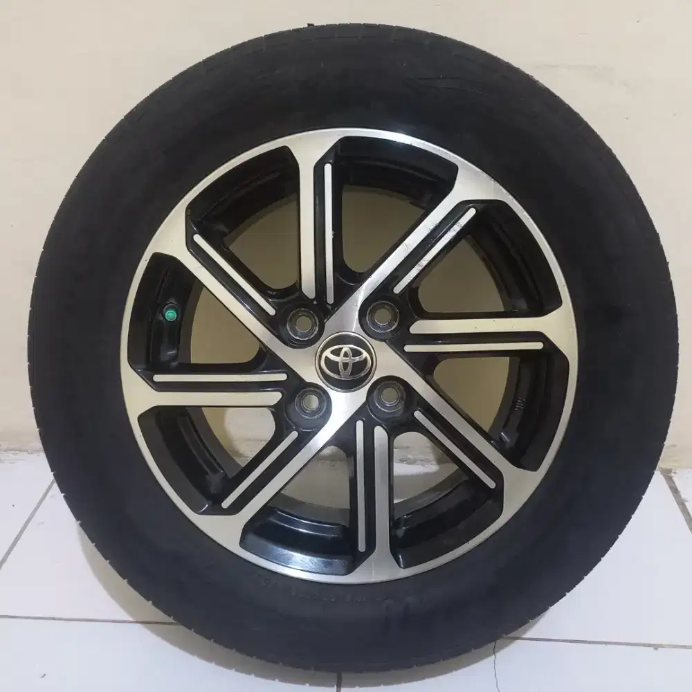 Velg + Ban Toyota Calya Original Bawaan PCD 4x100 Ban 175/65 R14