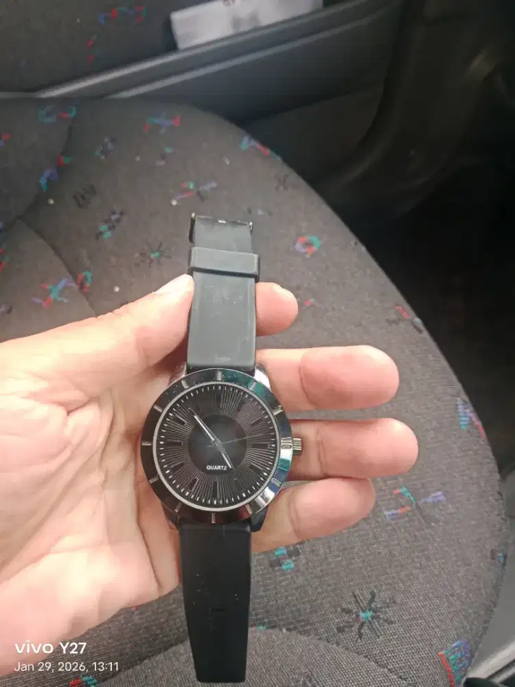 Jam tangan pria Oriflame Sweden