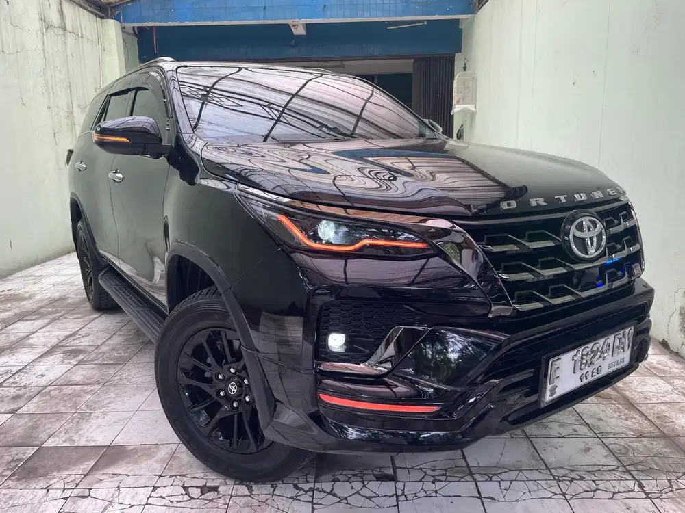 LowKM 12rb New FORTUNER GR 2.8 AT 2023 FACELIFT RECORD TOYOTA, BDG