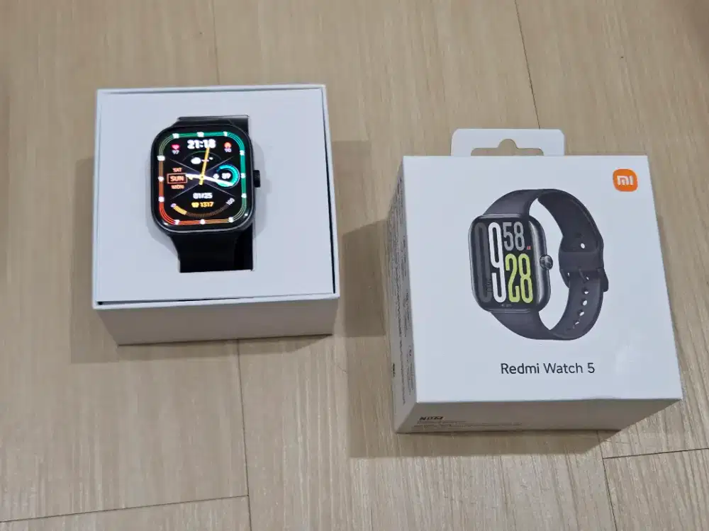 Jam Redmi watch 5 Amoled fullset normal mulus