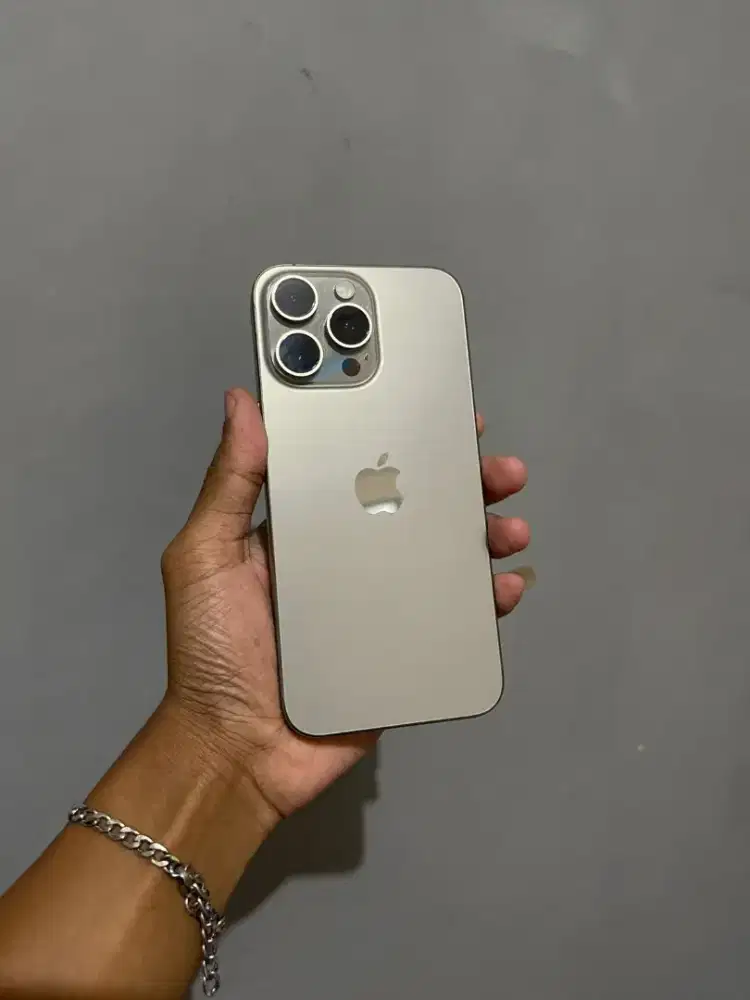 iPhone 15 promax 256 ibox