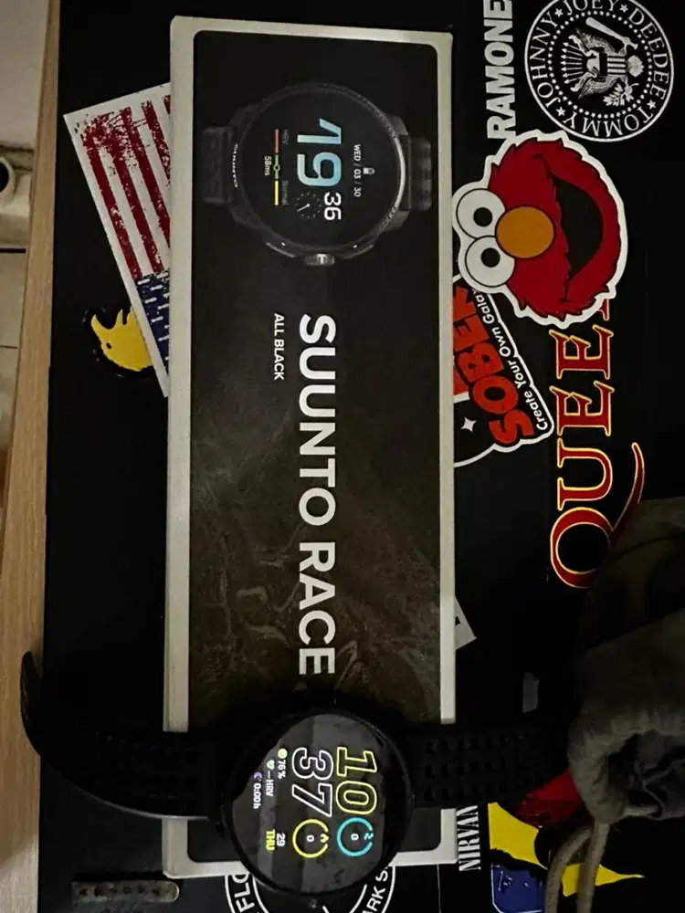 Suunto Race All Black