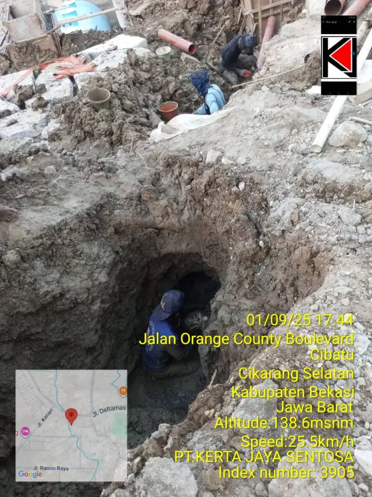 Pekerja kasar galian pipa air