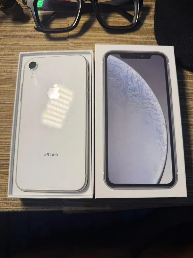 iPhone xR 128gb iBox