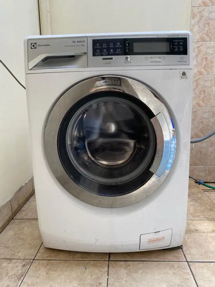 Mesin cuci bekas electrolux ewf14012-10kg