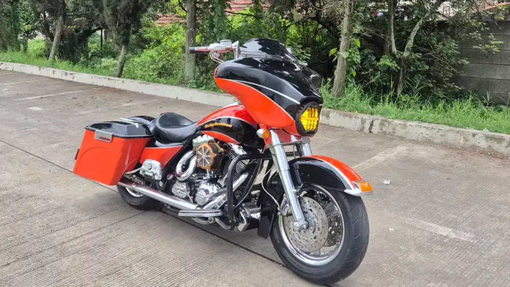 HARLEY DAVIDSON CVO ELECTRA GLIDE 2004