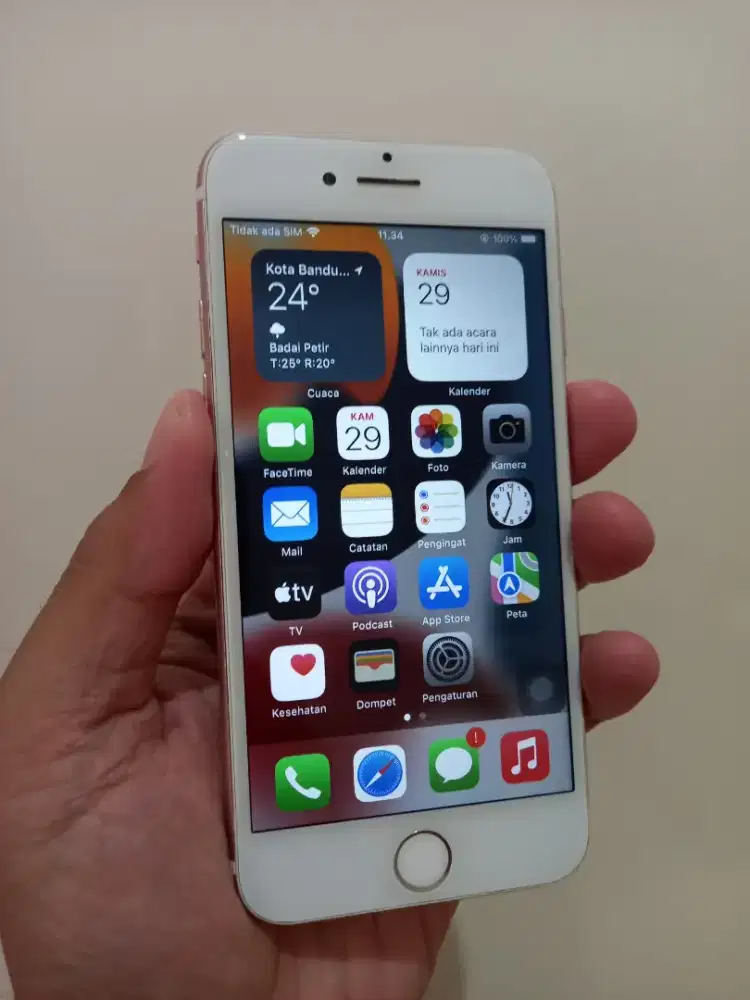 IPhone 7 Rosegold 128Gb Ex Ibox Batangan ada minus