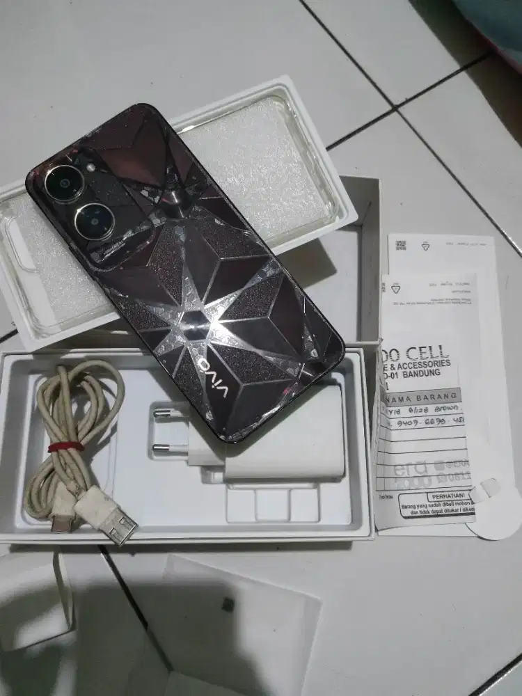 Vivo y18 NFC mulus segel tangan pertama 6/128