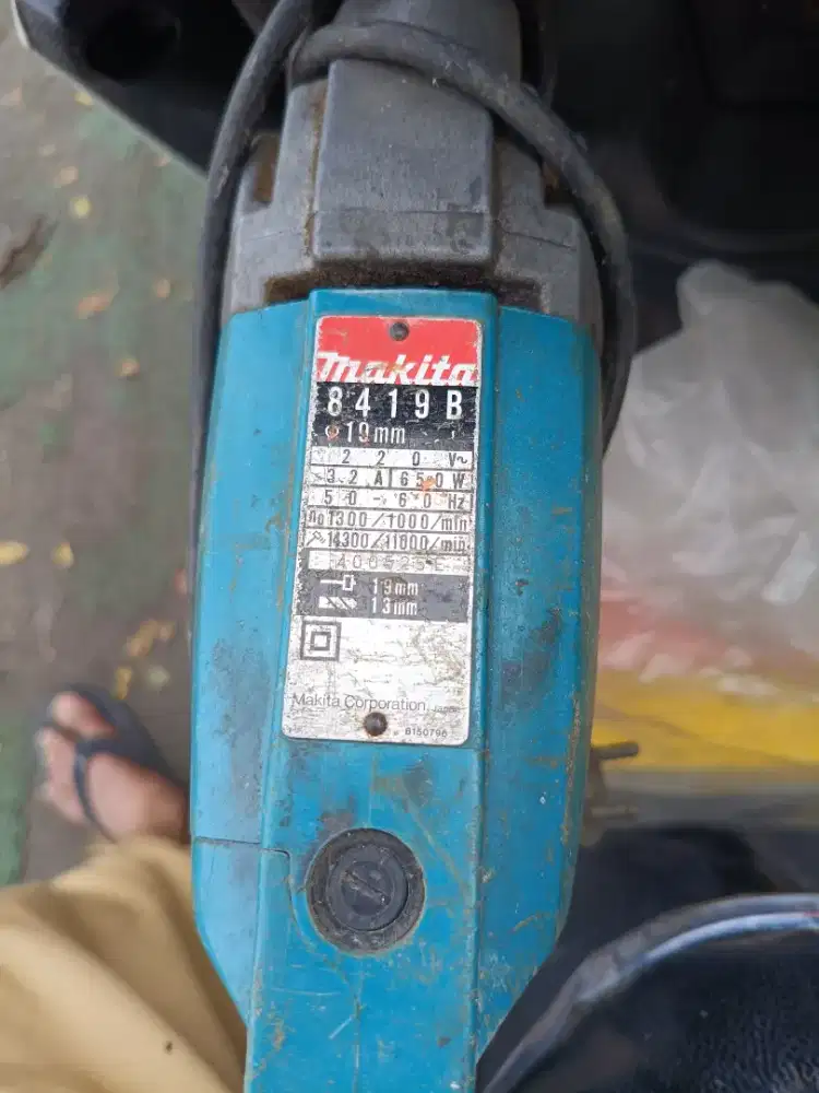 Bor drill makita