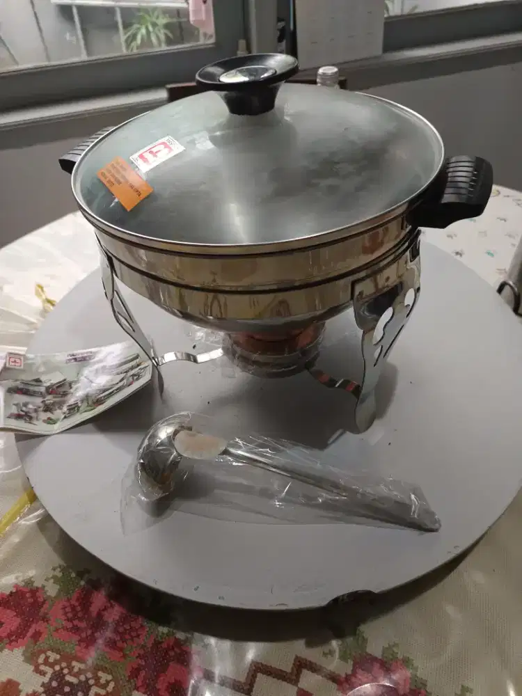 Deep Soup Bowl  with Glass Cover