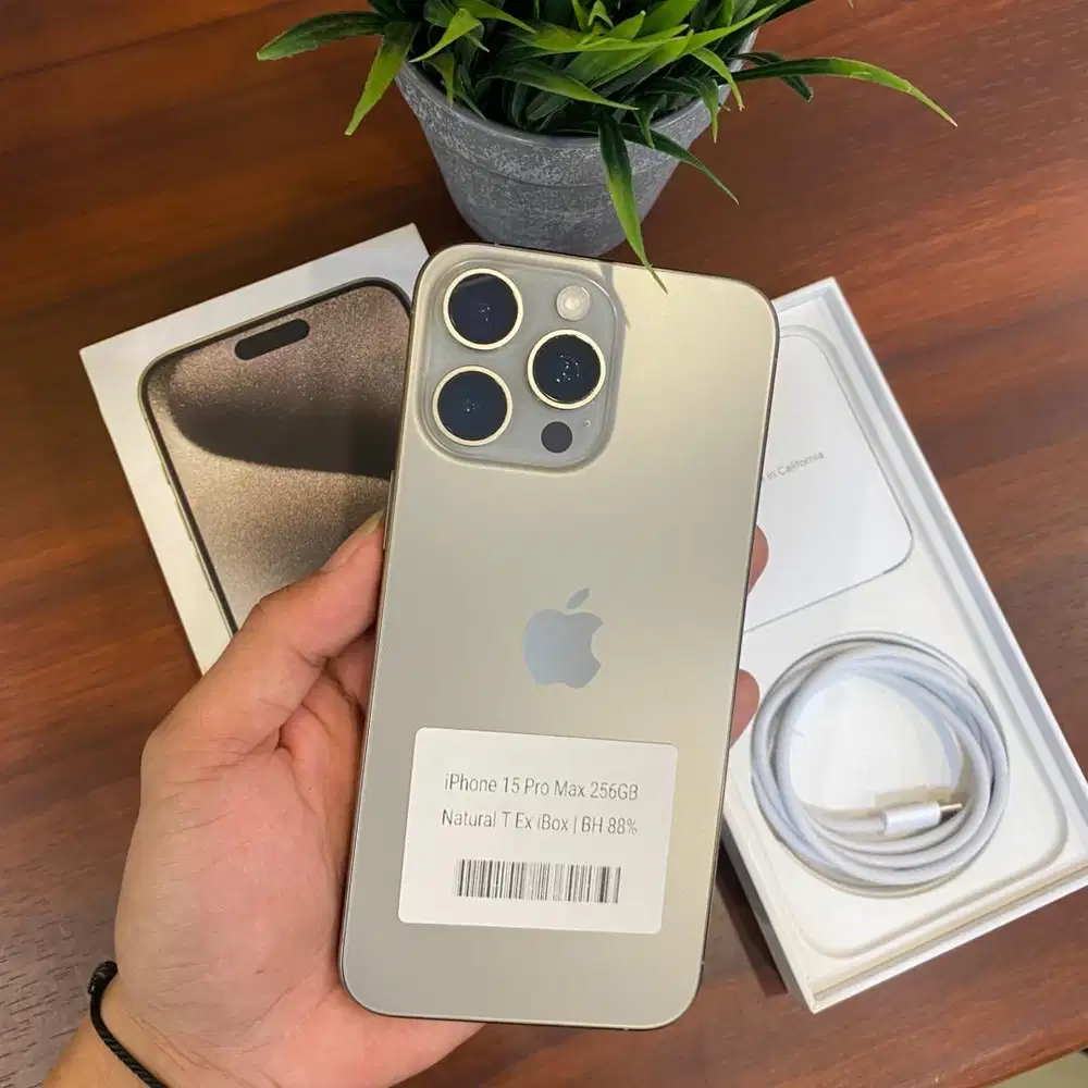 iPhone 15 Pro Max 256GB Natural Titanium iBox