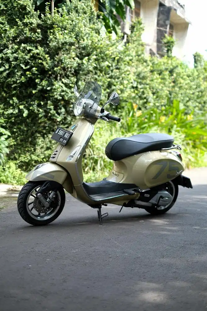 PRIMAVERA 150 LIMITED ANNIVERSARY 75TH