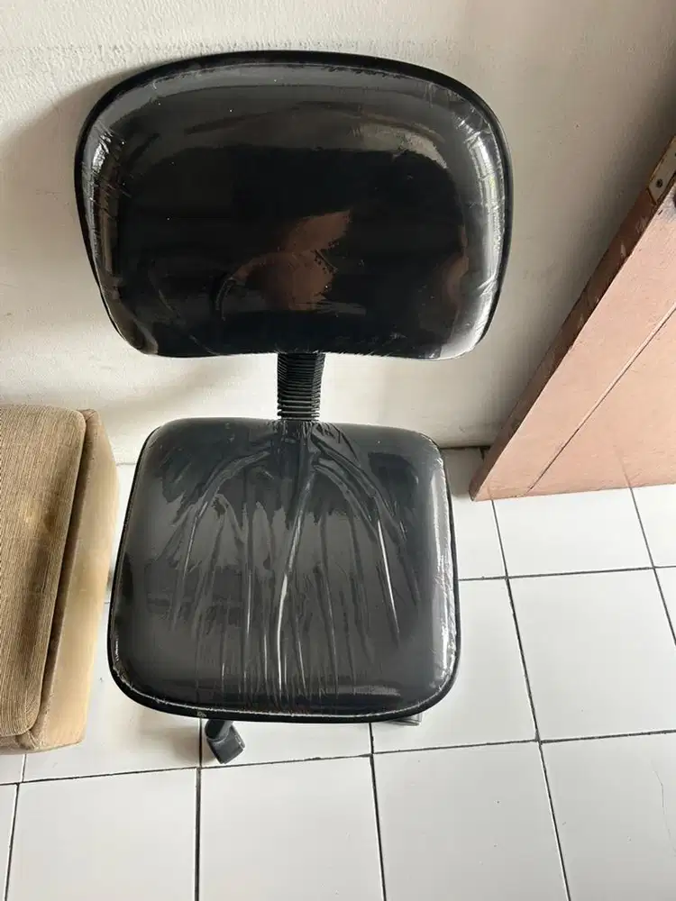 Kursi Kantor / kursi komputer