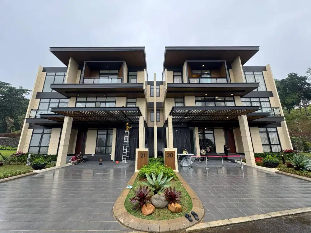 Dijual Rumah Mewah 3 Lantai Maple Golf Tipe 15x25 Summarecon Bogor
