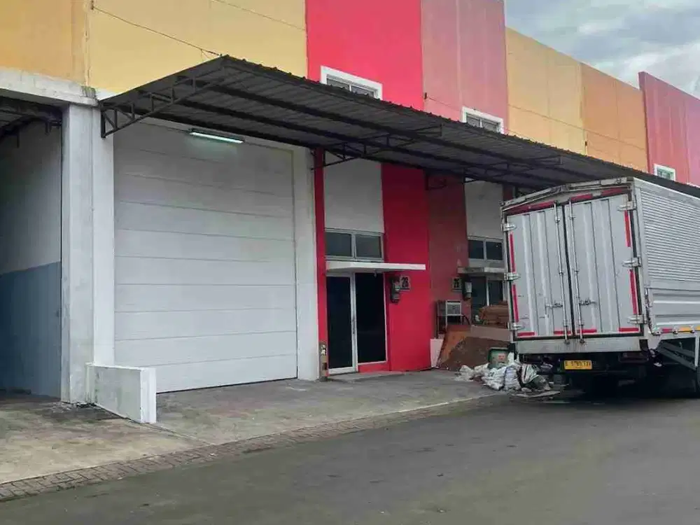 Disewakan Gudang 2 Lantai Lokasi Strategis