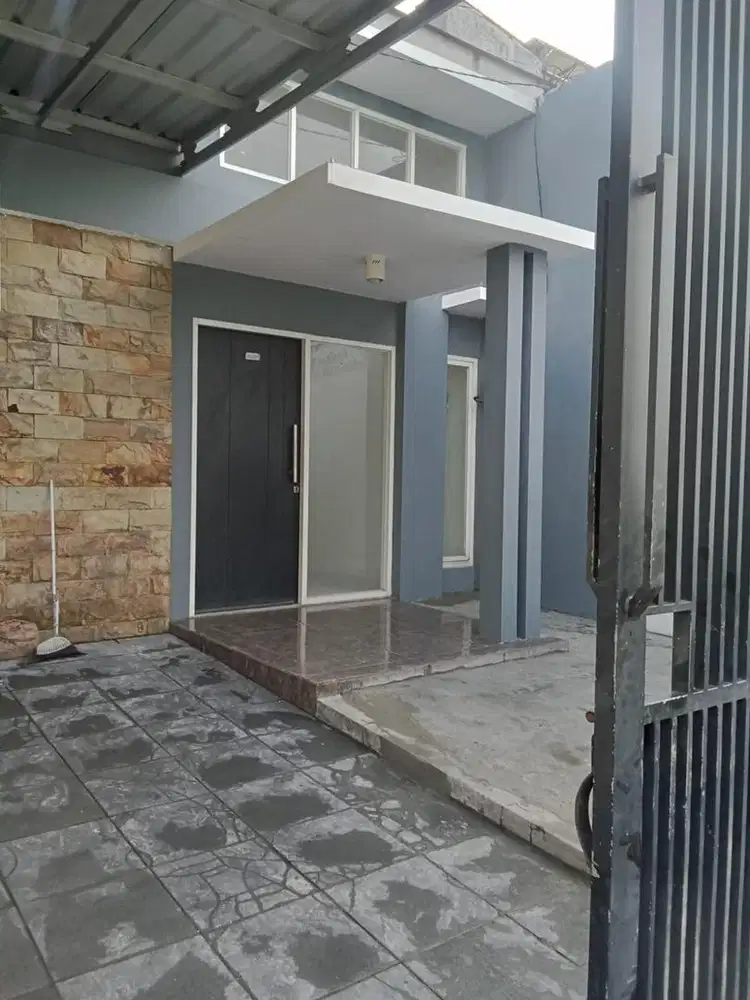 DISEWAKAN/DIKONTRAKAN Rumah Baru Bukit Menganti Regency