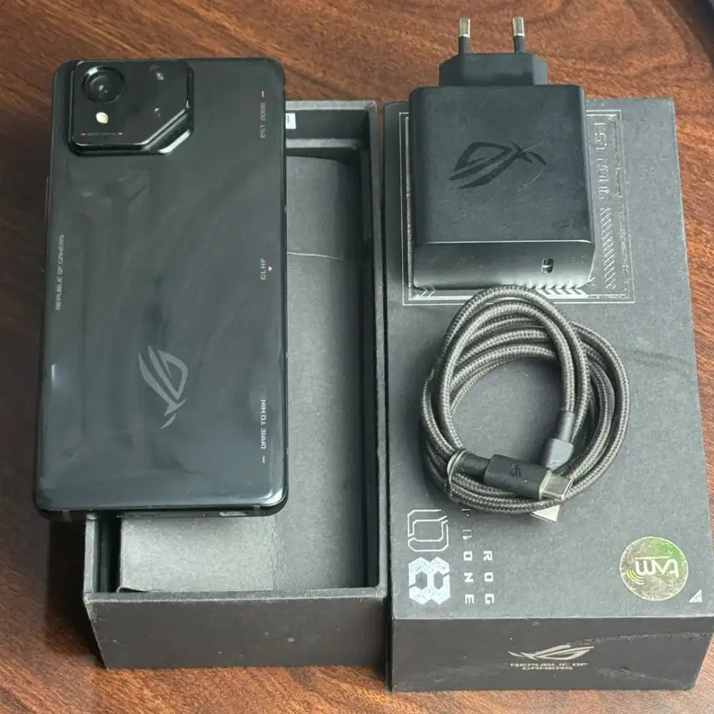 ASUS ROG 8, 12/256, [ Black ] Garansi Resmi TAM.