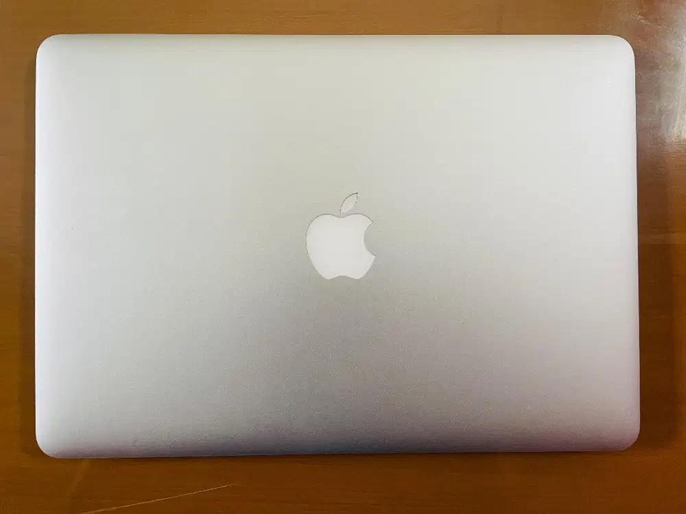 DIJUAL MACBOOK AIR 13inch