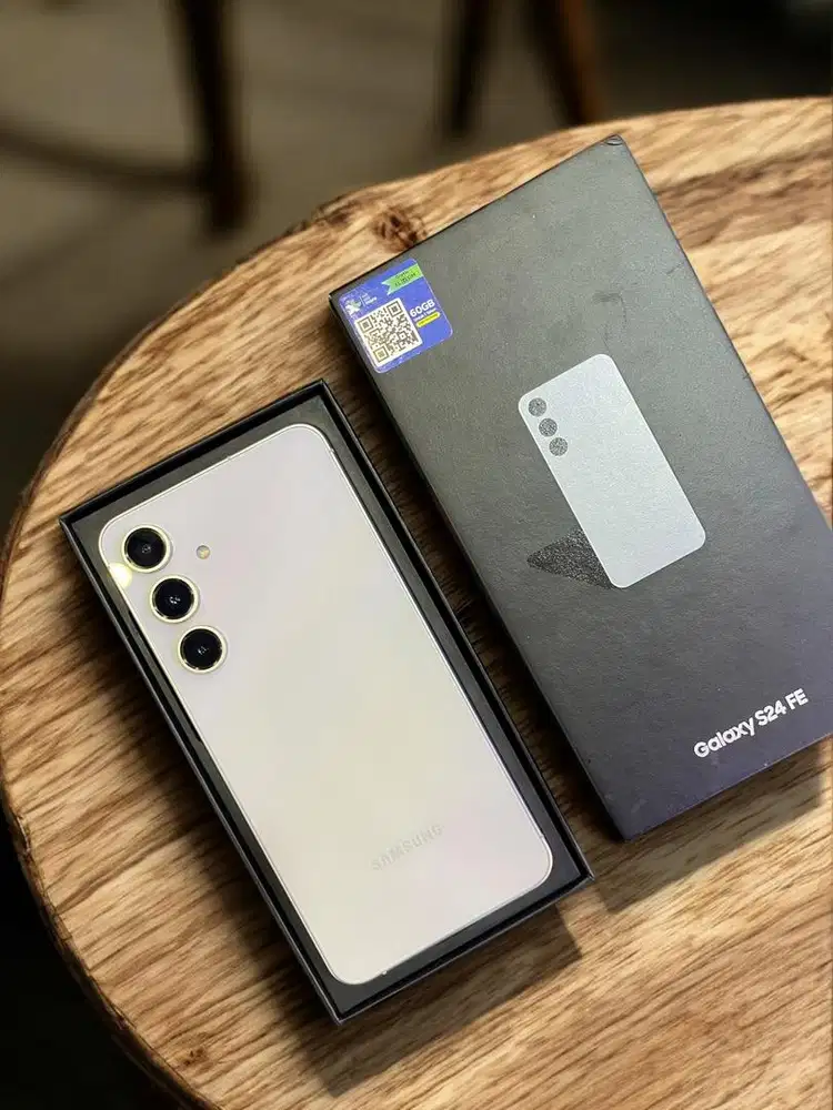 Samsung S24 FE 8/256gb SEIN mulus Fullset