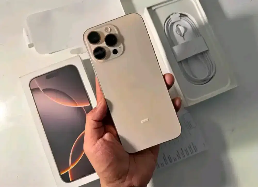 Jual cepat iPhone 16 pro like new