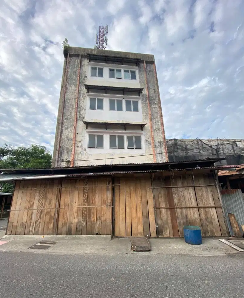 Dijual ruko 5 lantai di jalan Mutiara, Ambon