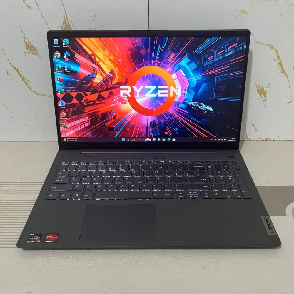 Laptop Lenovo IdeaPad 5 (81YQ).