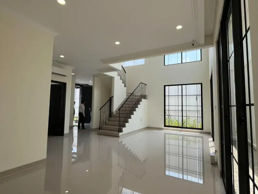 WOW! HUNIAN PREMIUM 3 LANTAI ALA EUROPEAN CLASSIC HARGA HANYA 3 M-AN