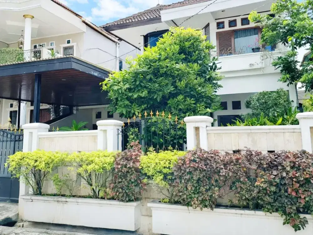 Y394 Rumah Luas Murah 260 m2 Bukit Permai Cibubur Ciracas Jakarta Timur