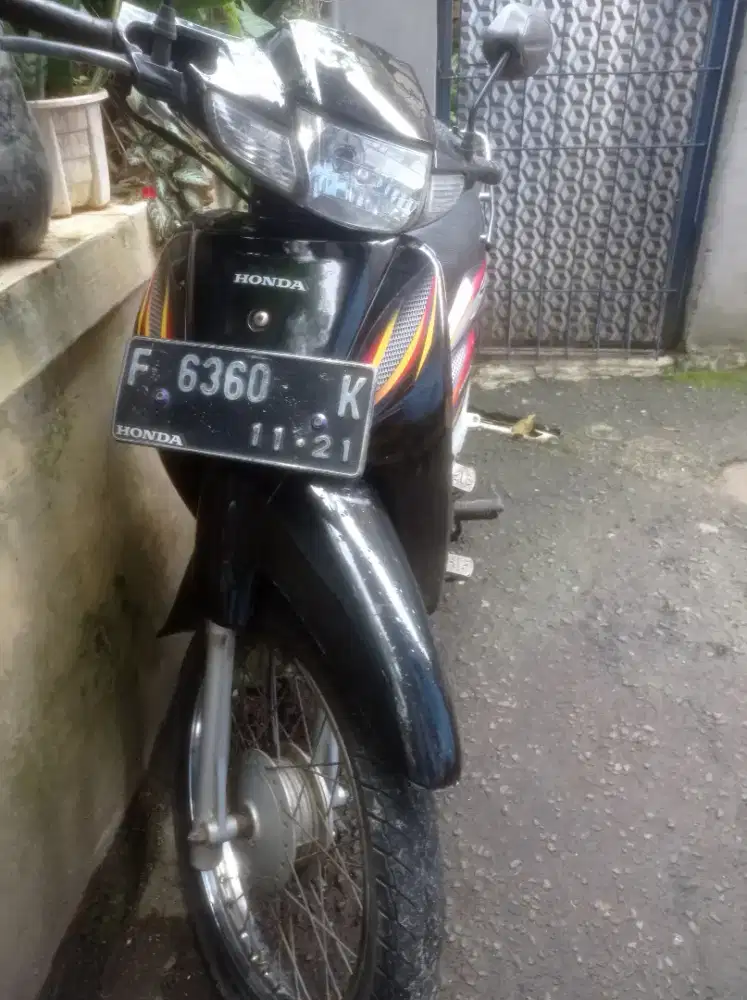 Motor bekas berkelas