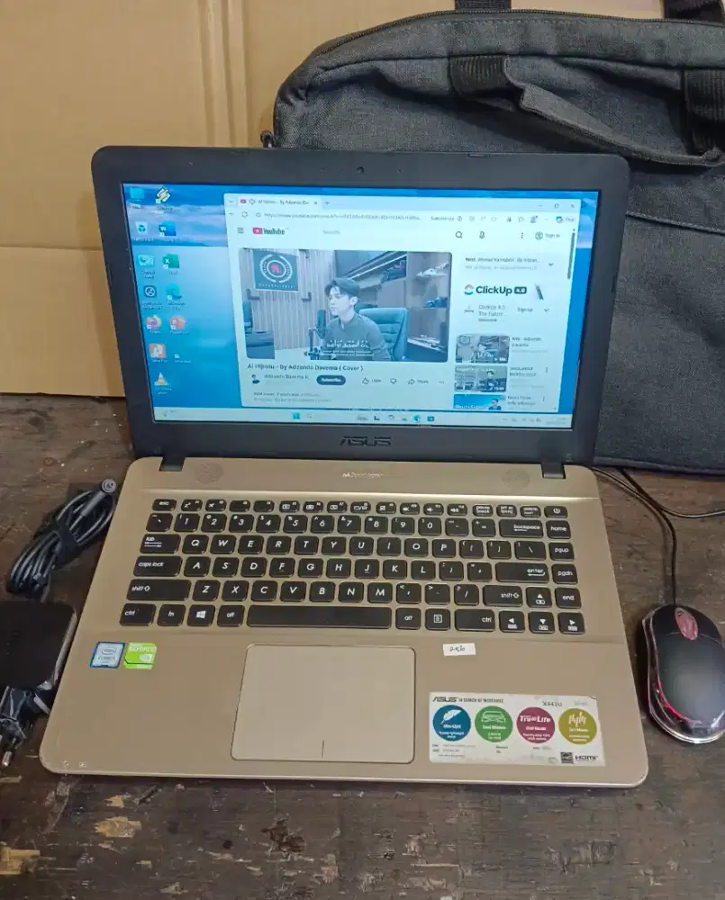 Laptop Asus x441u